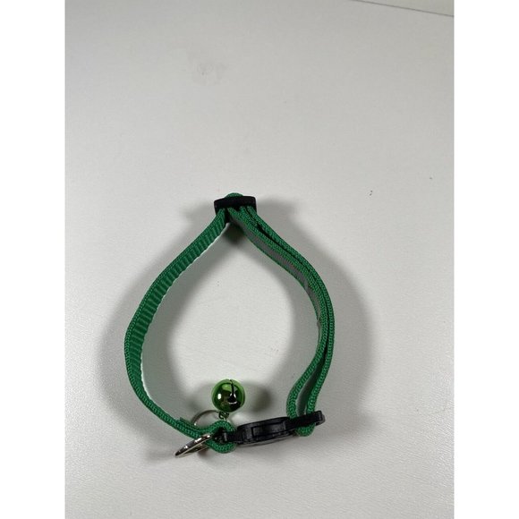 Green Cat Breakaway Collar New With Jingle Bell And Reflective Strip - Picture 3 of 5